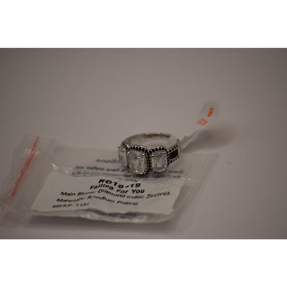 Bomb Party Ring Size 6 "Falling For You" - Picture 9 of 9